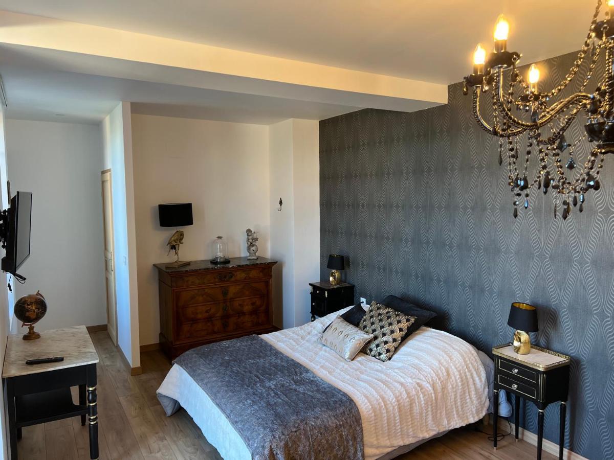 Chateau Segot Neuilly-le-Réal Eksteriør billede